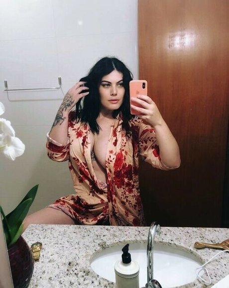 Foto desnuda filtrada de OnlyFans de Esmeralda Grieco