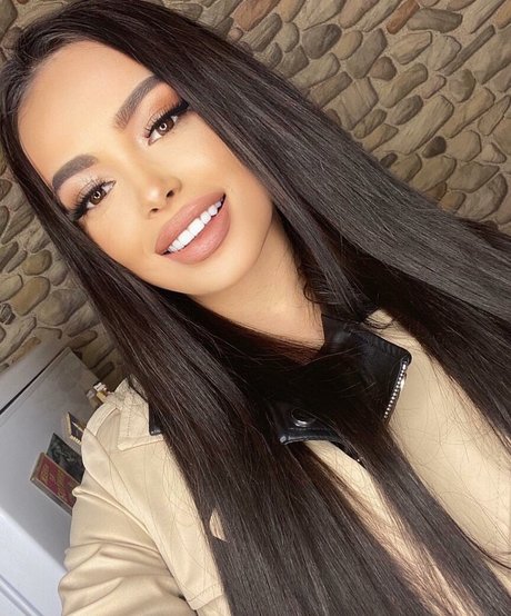 Foto desnuda filtrada de OnlyFans de Maya Bulgarien