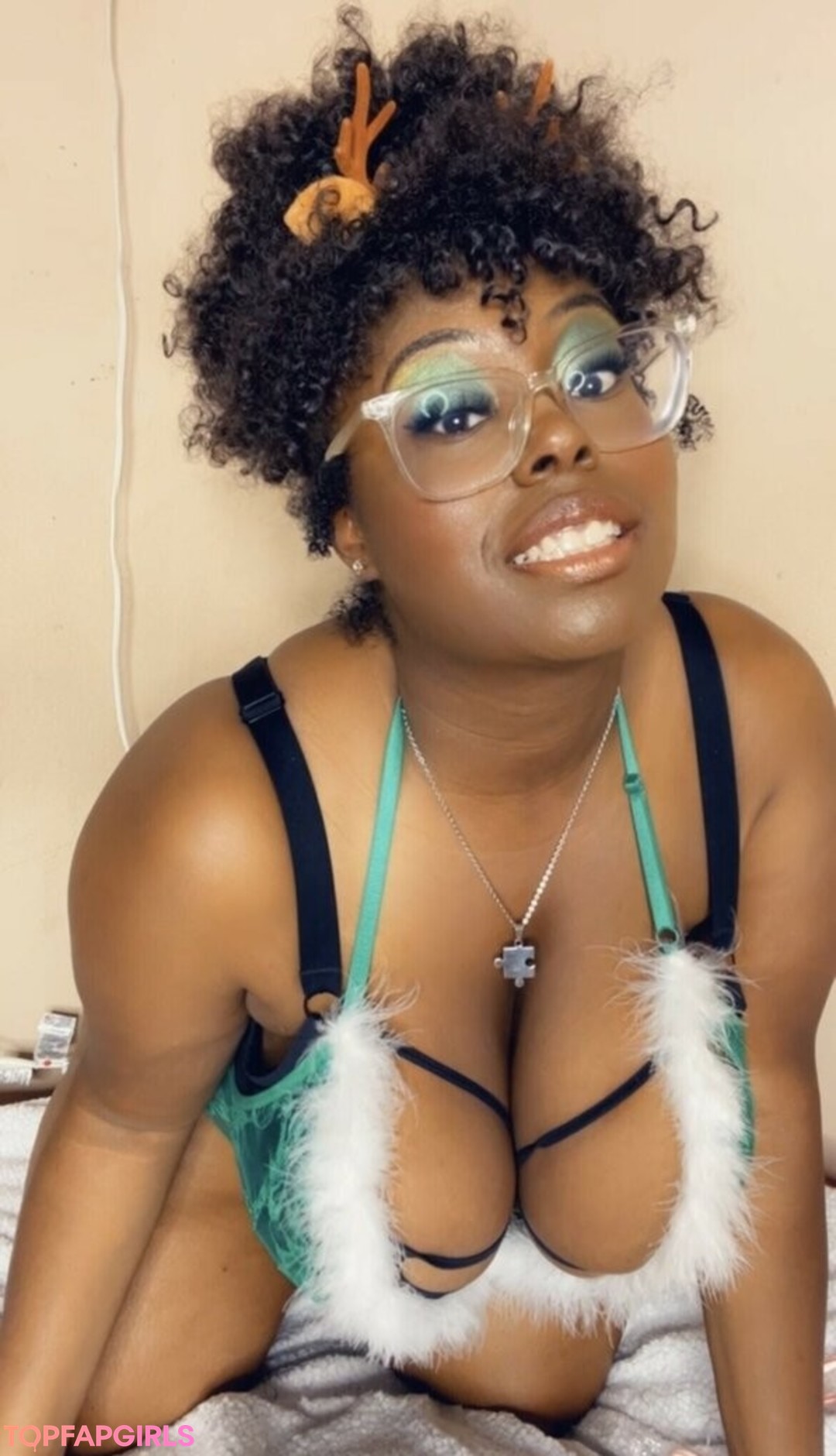 Foto desnuda filtrada de OnlyFans de Goddesscocoaluna #20 Foto desnuda filtrada de OnlyFans de Goddesscocoaluna #20