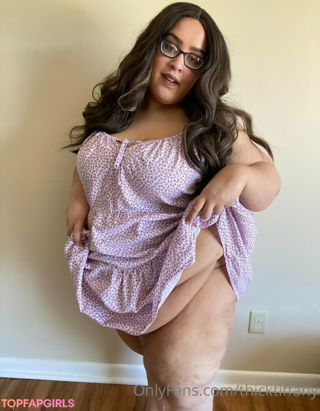 Foto desnuda filtrada de OnlyFans de Thicktiffany #39 Foto desnuda filtrada de OnlyFans de Thicktiffany #39