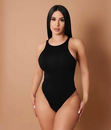 Foto desnuda filtrada de OnlyFans de Jasleen Brar