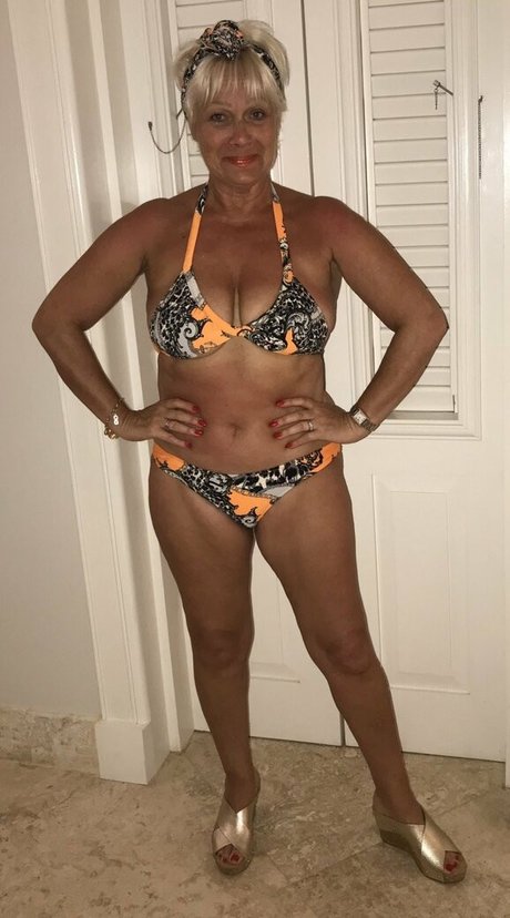 Denise Welch