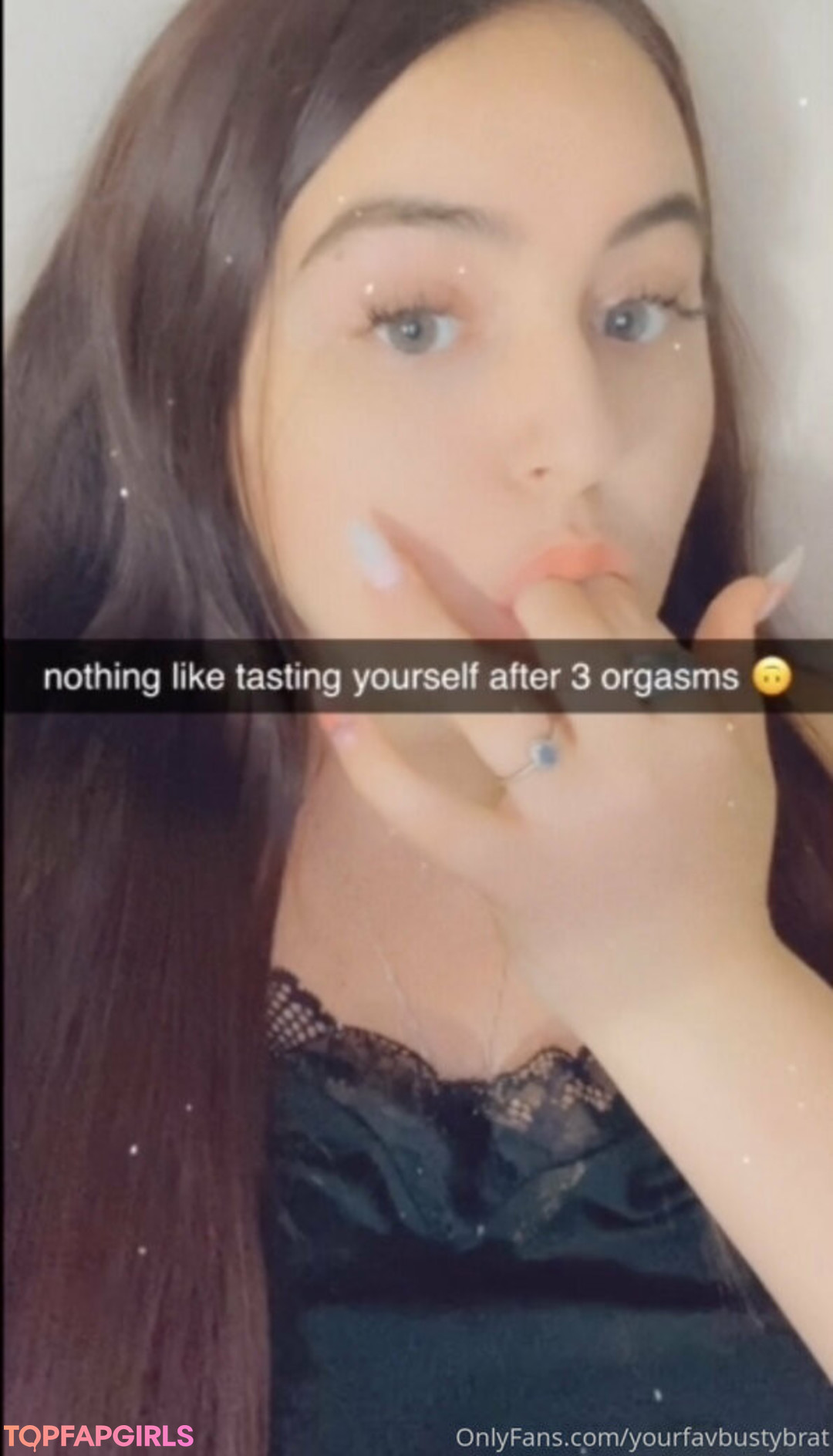 Foto desnuda filtrada de OnlyFans de Yourfavbustybrat #116 Foto desnuda filtrada de OnlyFans de Yourfavbustybrat #116