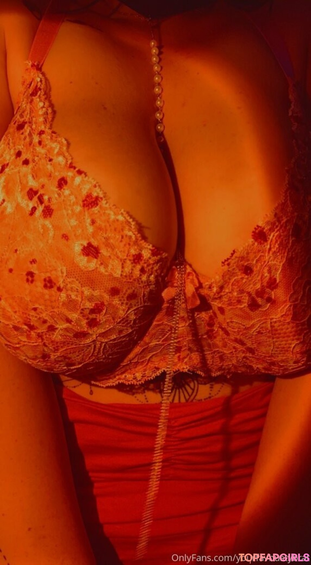 Foto desnuda filtrada de OnlyFans de Yourfavbustybrat #57 Foto desnuda filtrada de OnlyFans de Yourfavbustybrat #57