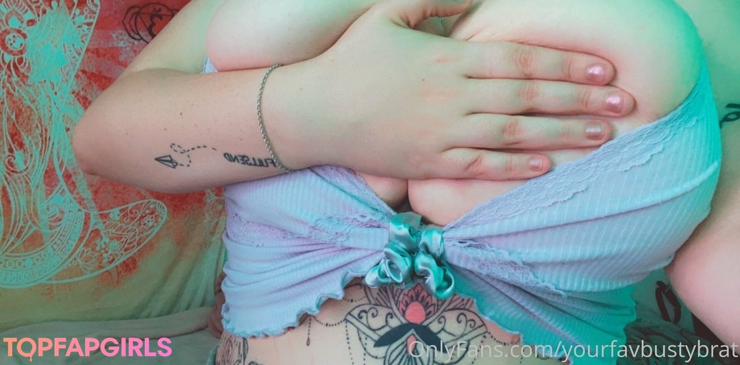 Foto desnuda filtrada de OnlyFans de Yourfavbustybrat #70 Foto desnuda filtrada de OnlyFans de Yourfavbustybrat #70