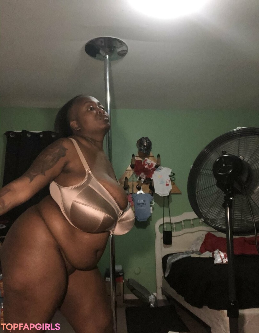 Foto desnuda filtrada de OnlyFans de Famousstarkmarie #93 Foto desnuda filtrada de OnlyFans de Famousstarkmarie #93