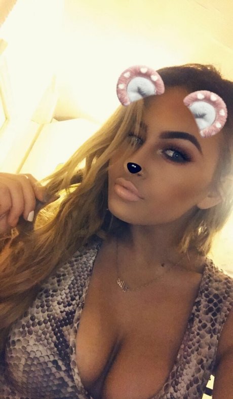 Foto desnuda filtrada de OnlyFans de Ellie Lofthouse