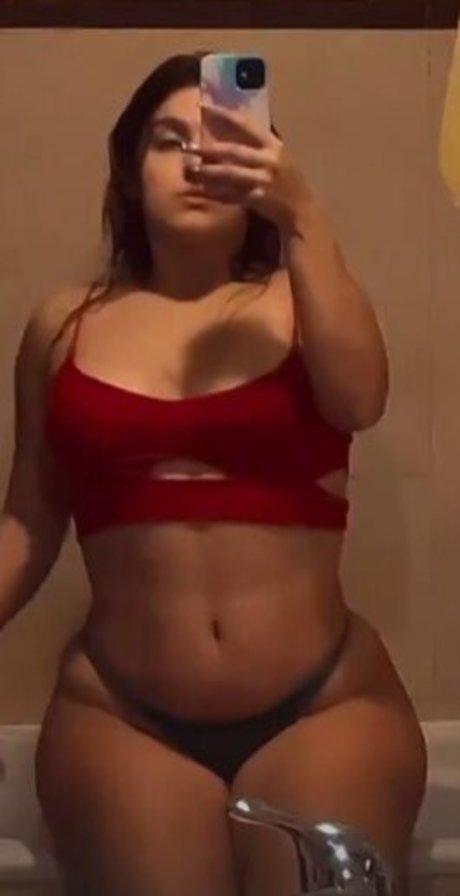 Foto desnuda filtrada de OnlyFans de Oknessy
