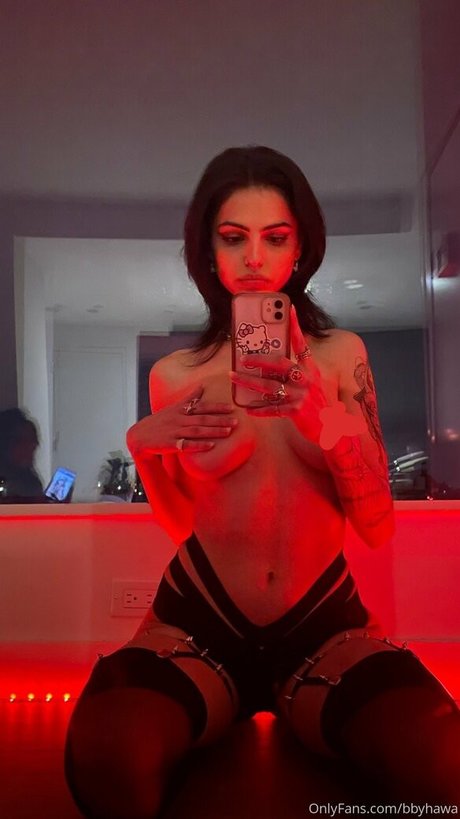 Foto desnuda filtrada de OnlyFans de Bbyhawa
