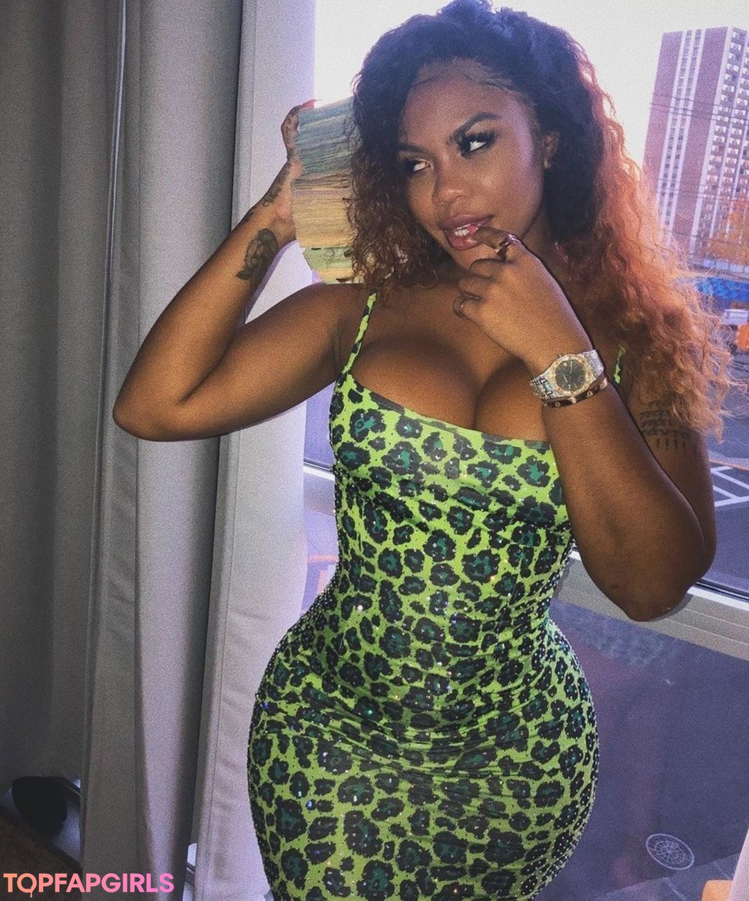 Foto desnuda filtrada de OnlyFans de Chinese Kitty #25 Foto desnuda filtrada de OnlyFans de Chinese Kitty #25