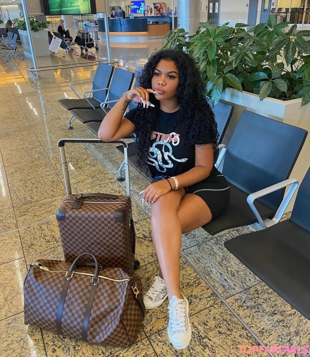 Foto desnuda filtrada de OnlyFans de Chinese Kitty #30 Foto desnuda filtrada de OnlyFans de Chinese Kitty #30