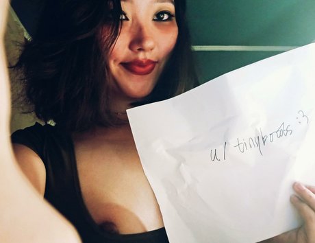 Tinybooobs