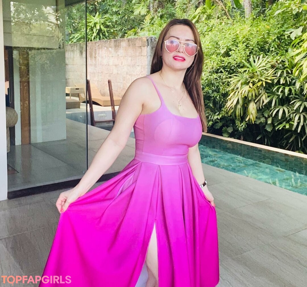 Foto desnuda filtrada de OnlyFans de Reynalyn Torres #296 Foto desnuda filtrada de OnlyFans de Reynalyn Torres #296