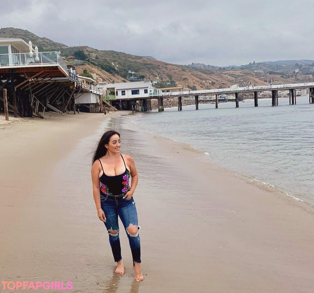 Foto desnuda filtrada de OnlyFans de Alissandra Segura #203 Foto desnuda filtrada de OnlyFans de Alissandra Segura #203