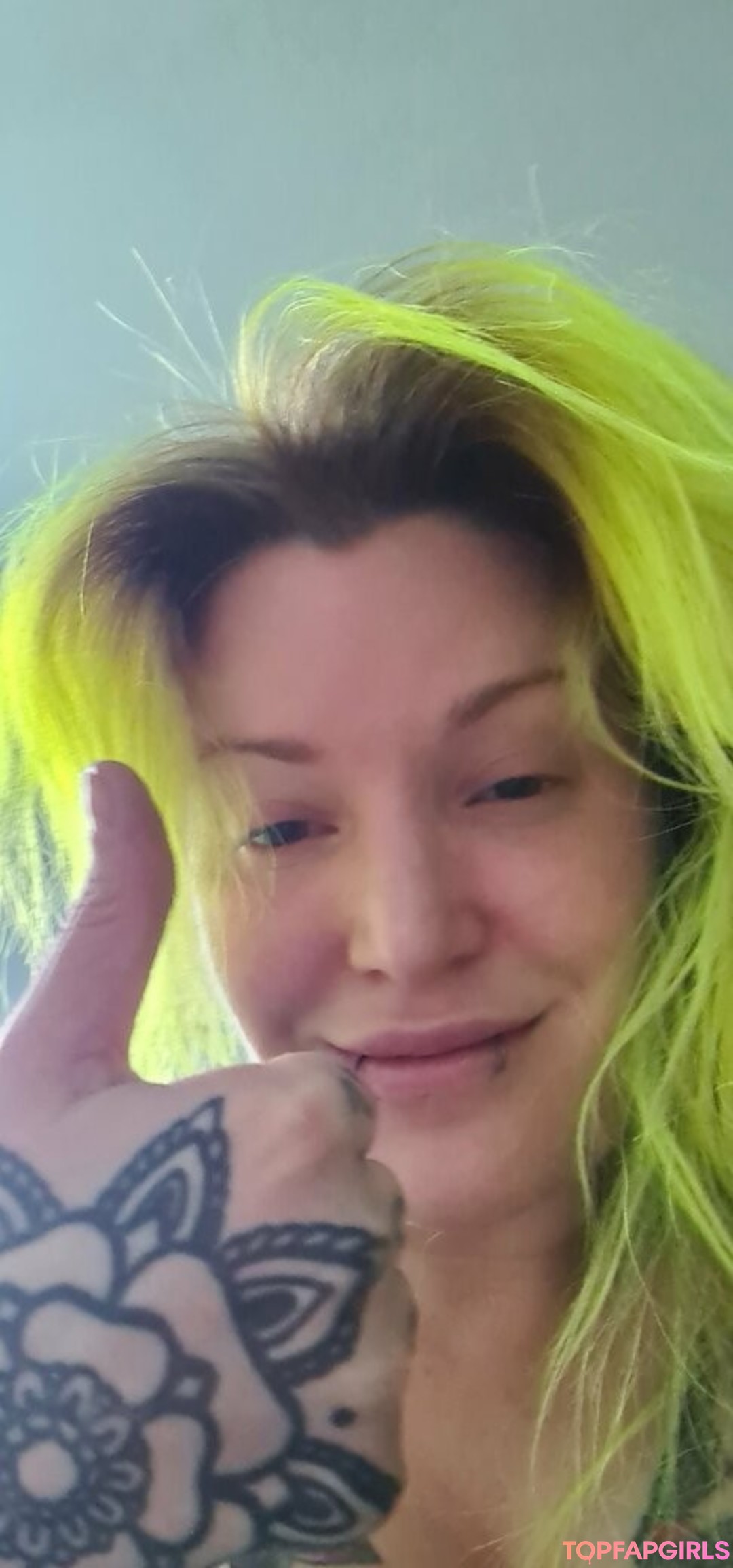 Foto desnuda filtrada de OnlyFans de Alexxavice #560 Foto desnuda filtrada de OnlyFans de Alexxavice #560