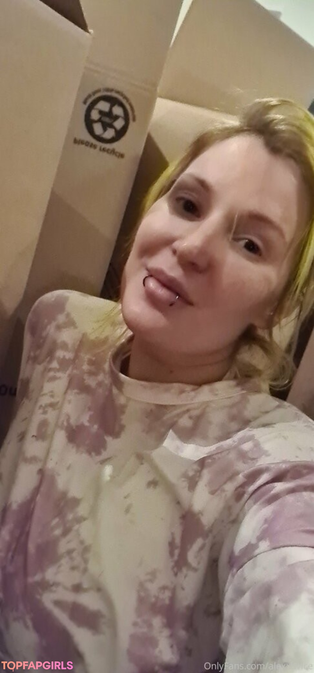 Foto desnuda filtrada de OnlyFans de Alexxavice #561 Foto desnuda filtrada de OnlyFans de Alexxavice #561