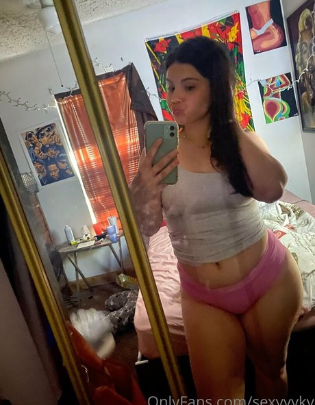Foto desnuda filtrada de OnlyFans de Sexyyyky