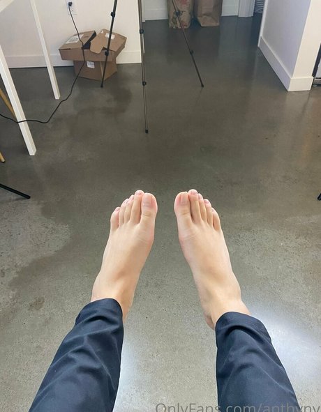 Foto desnuda filtrada de OnlyFans de Anthvny