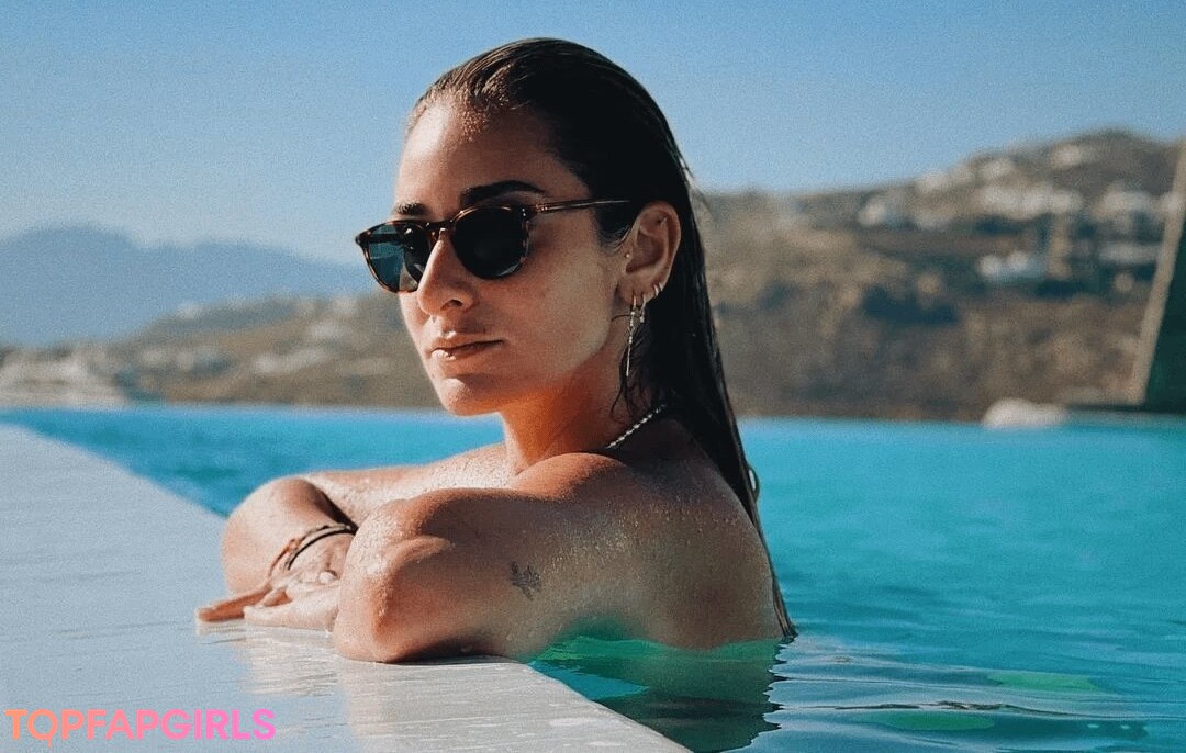 Foto desnuda filtrada de OnlyFans de Amina Khalil #89 Foto desnuda filtrada de OnlyFans de Amina Khalil #89