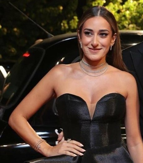 Amina Khalil