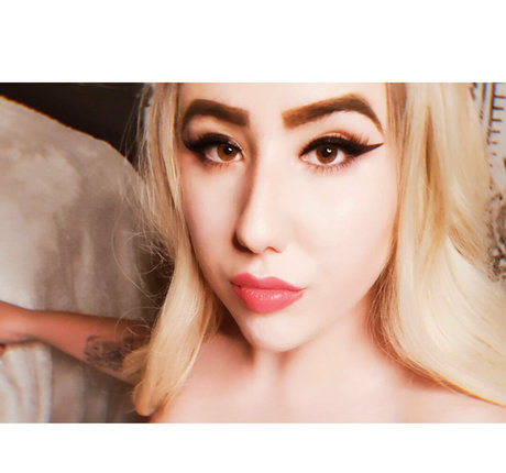 Foto desnuda filtrada de OnlyFans de Gothickitti
