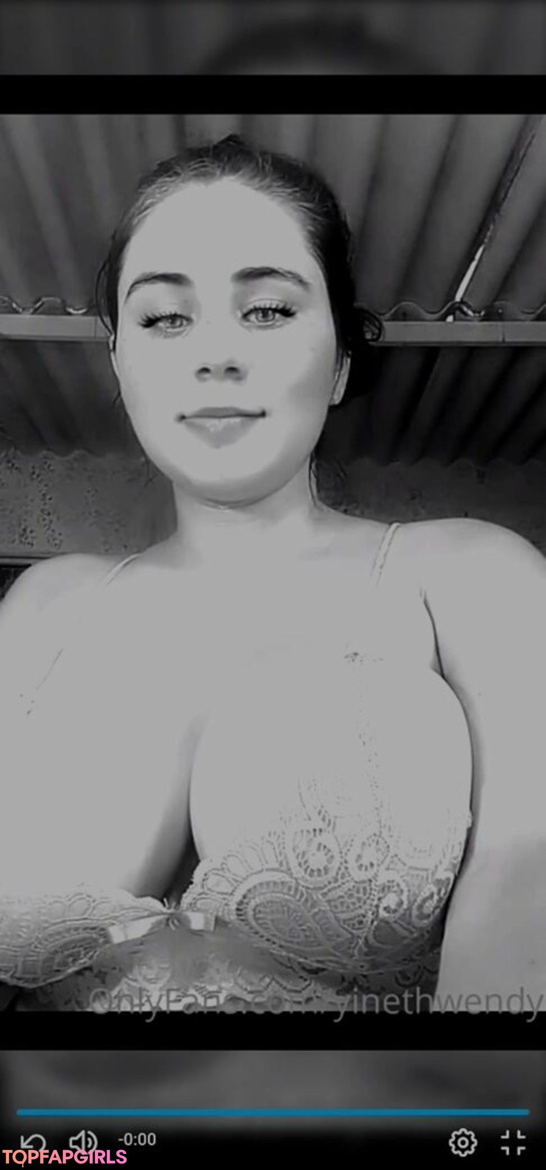 Foto desnuda filtrada de OnlyFans de Wendy Yineth #18 Foto desnuda filtrada de OnlyFans de Wendy Yineth #18