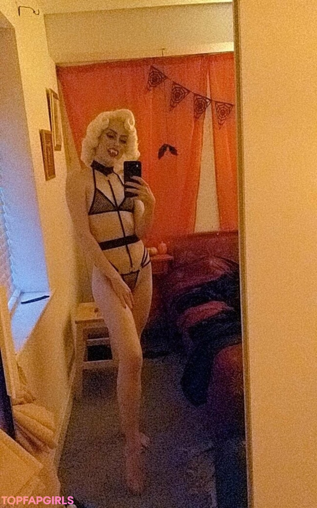 Foto desnuda filtrada de OnlyFans de Lunarouxfree #119 Foto desnuda filtrada de OnlyFans de Lunarouxfree #119