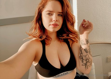 Foto desnuda filtrada de OnlyFans de Justamessx