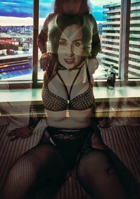 Foto desnuda filtrada de OnlyFans de Ilouisekari