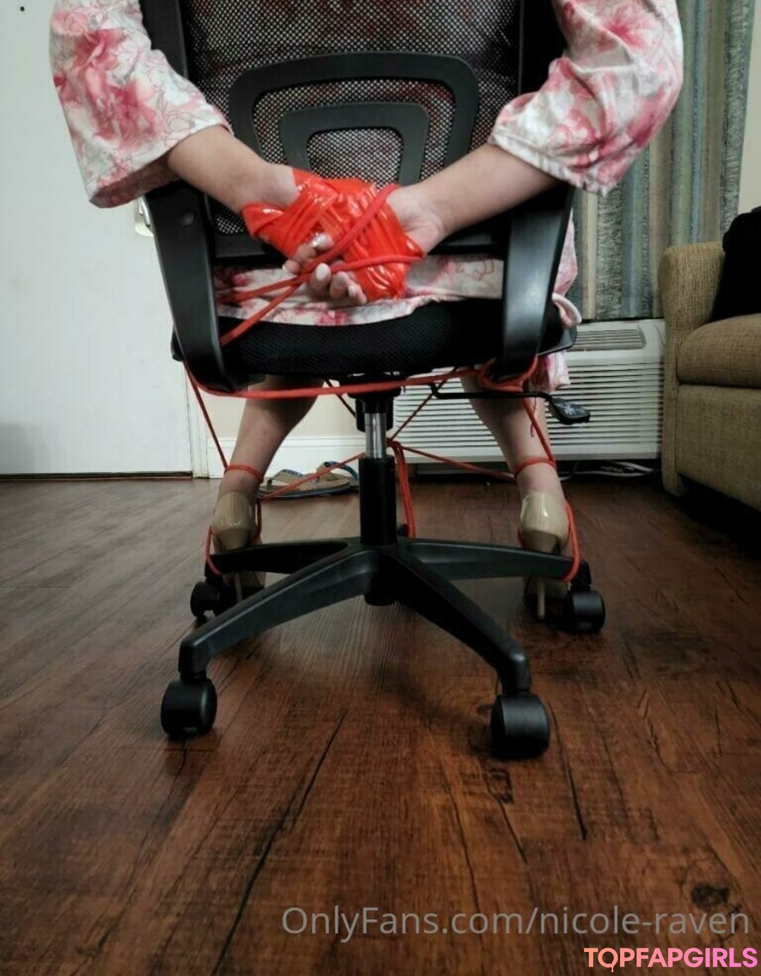 Foto desnuda filtrada de OnlyFans de Nicoleraven #3 Foto desnuda filtrada de OnlyFans de Nicoleraven #3