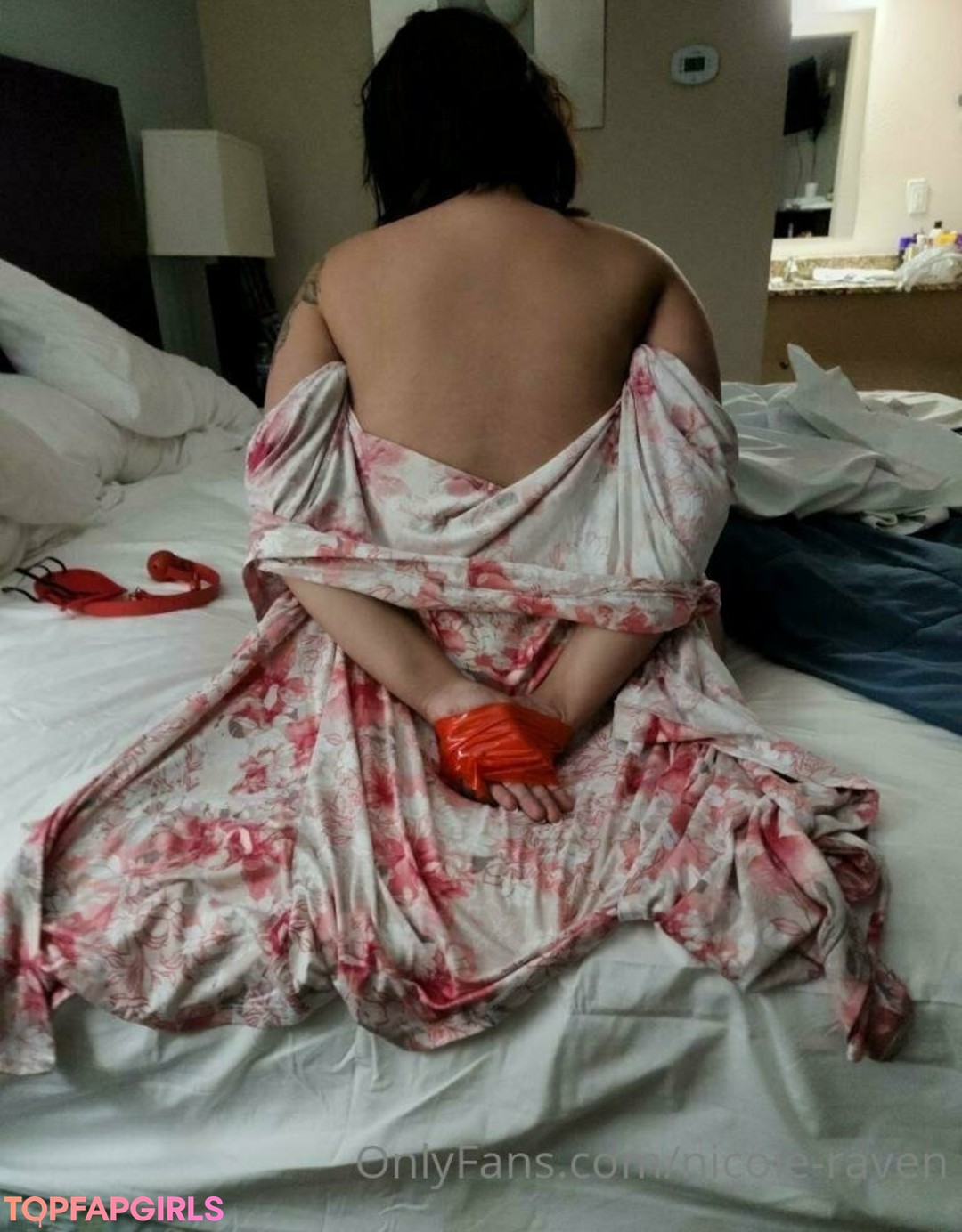 Foto desnuda filtrada de OnlyFans de Nicoleraven #4 Foto desnuda filtrada de OnlyFans de Nicoleraven #4