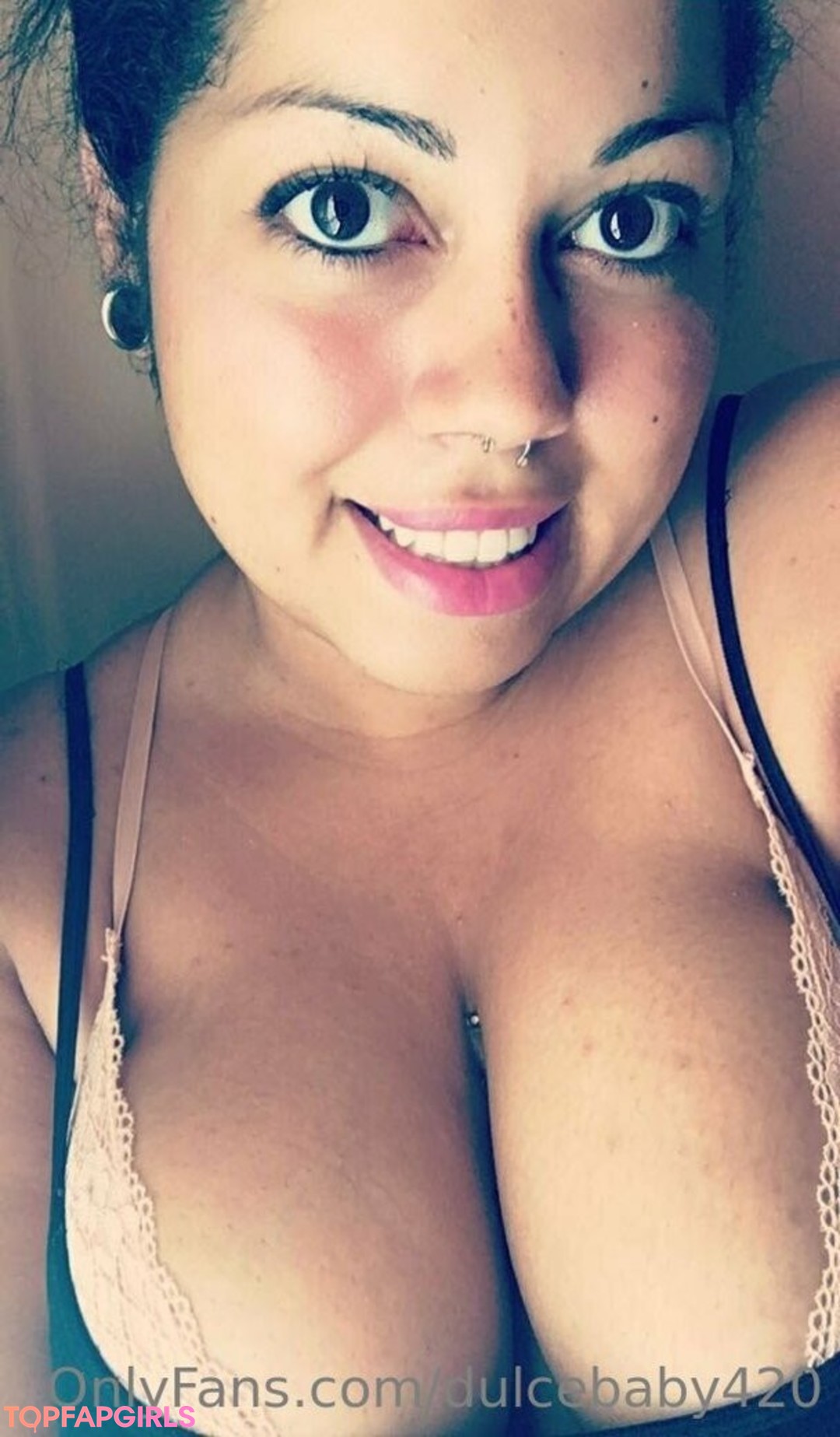 Foto desnuda filtrada de OnlyFans de Dulcebaby420 #2 Foto desnuda filtrada de OnlyFans de Dulcebaby420 #2