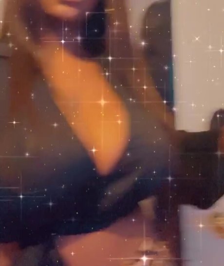 Foto desnuda filtrada de OnlyFans de Mimilicious Mimi