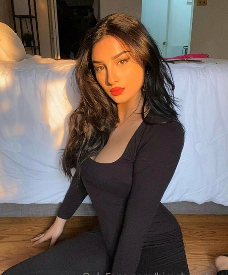 Foto desnuda filtrada de OnlyFans de Hirashaykfree