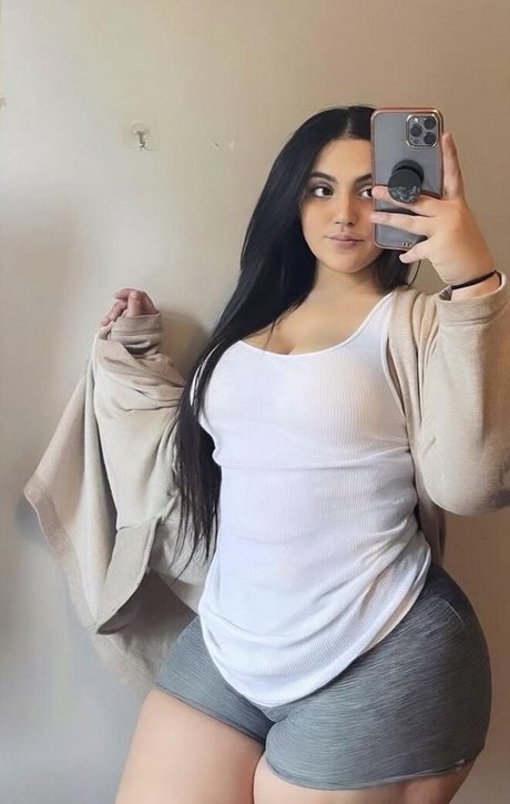 Foto desnuda filtrada de OnlyFans de Arozee