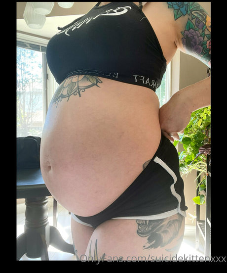 Foto desnuda filtrada de OnlyFans de Suicidekittenxxx