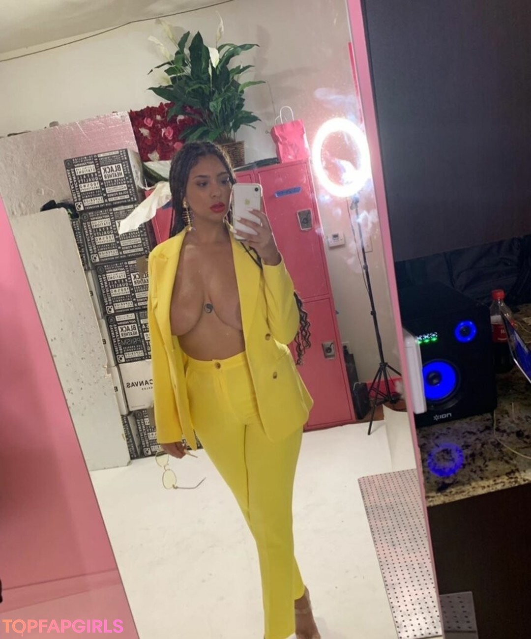 Foto desnuda filtrada de OnlyFans de Annamariesarai #102 Foto desnuda filtrada de OnlyFans de Annamariesarai #102
