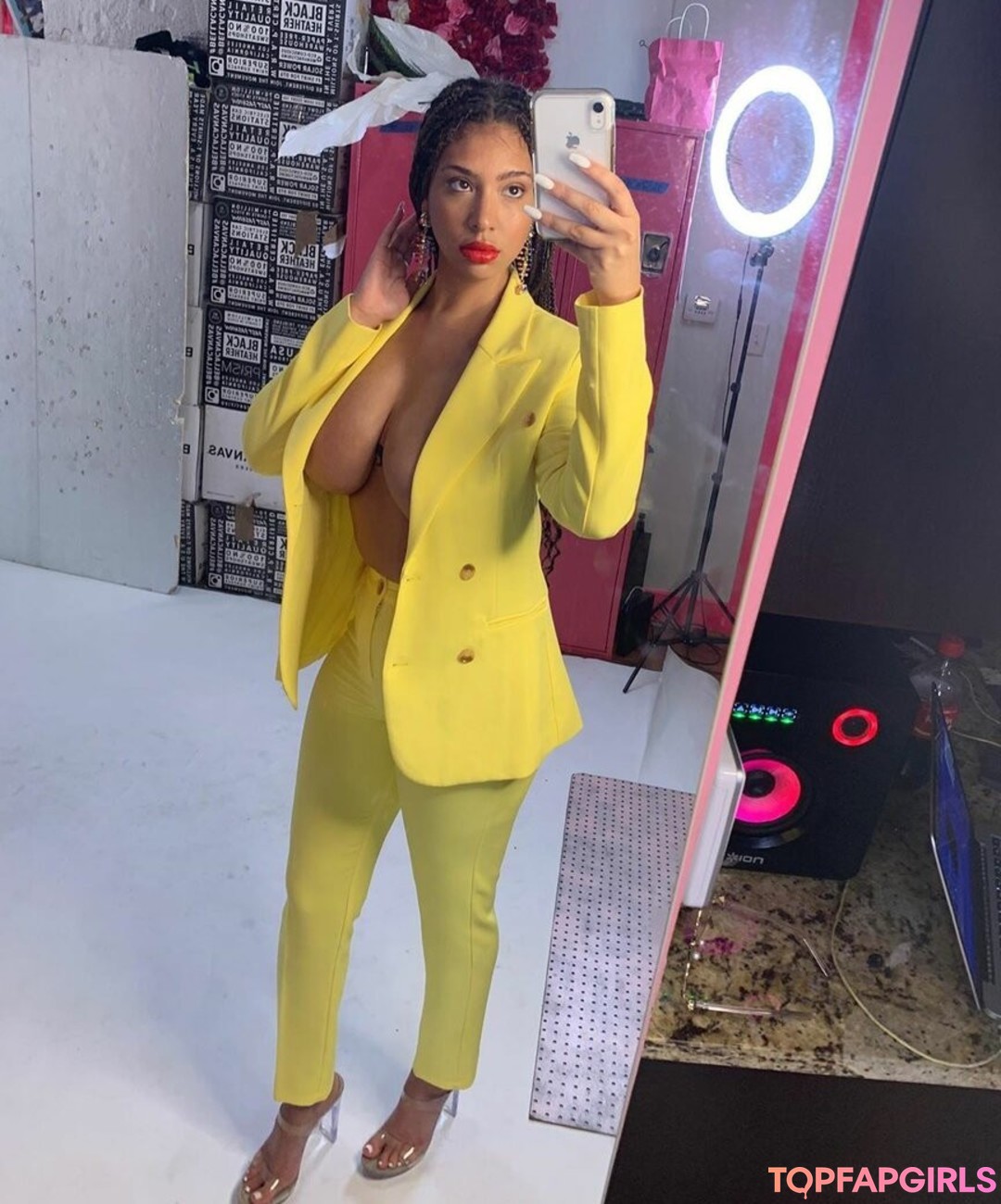 Foto desnuda filtrada de OnlyFans de Annamariesarai #97 Foto desnuda filtrada de OnlyFans de Annamariesarai #97