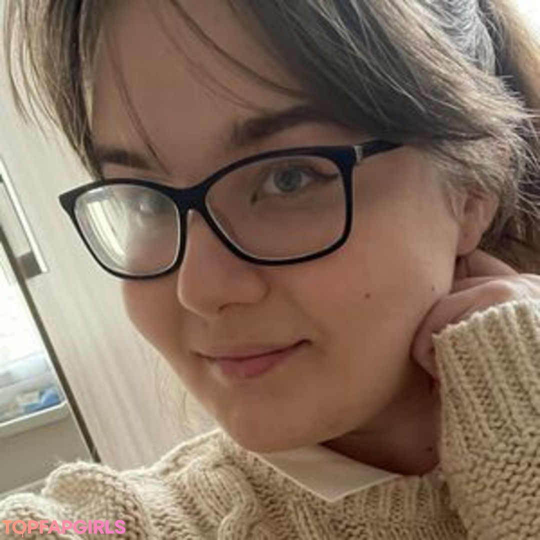 Foto desnuda filtrada de OnlyFans de Naughtychubbynixiesin #227 Foto desnuda filtrada de OnlyFans de Naughtychubbynixiesin #227