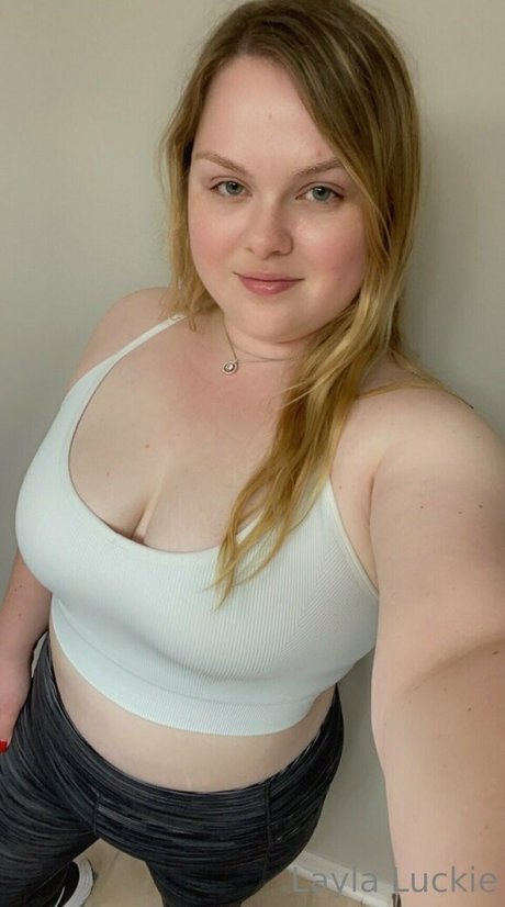 Laylaluckie24