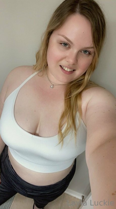 Laylaluckie24