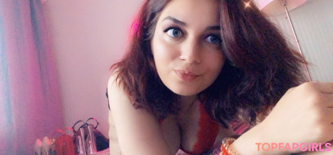 Foto desnuda filtrada de OnlyFans de Katreenfree #1 Foto desnuda filtrada de OnlyFans de Katreenfree #1