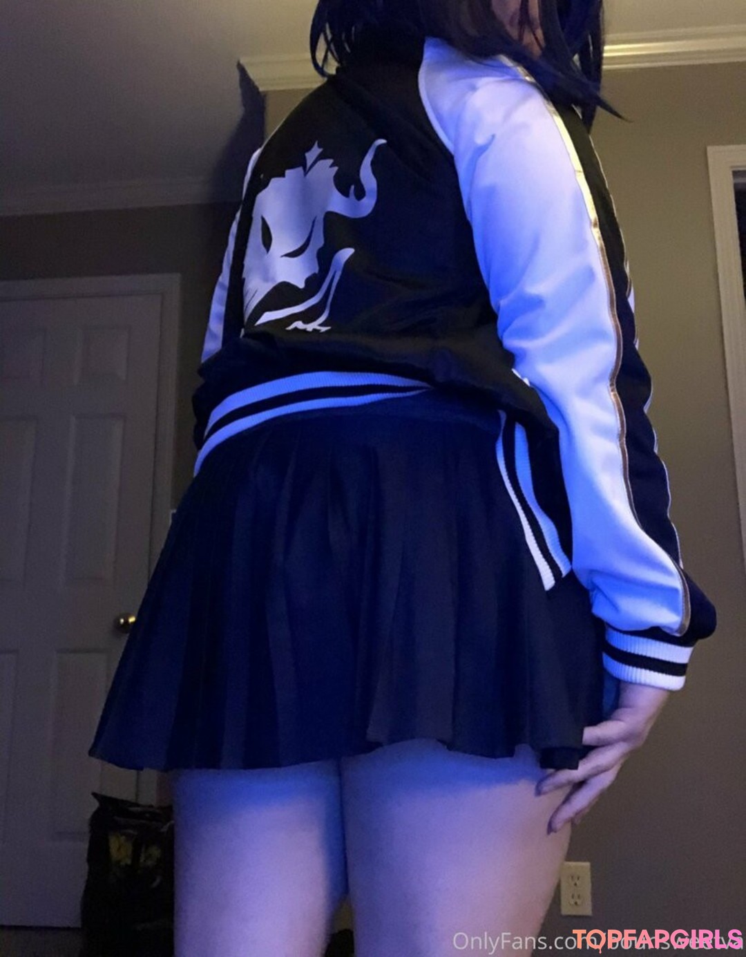 Foto desnuda filtrada de OnlyFans de Bounsweetva #62 Foto desnuda filtrada de OnlyFans de Bounsweetva #62