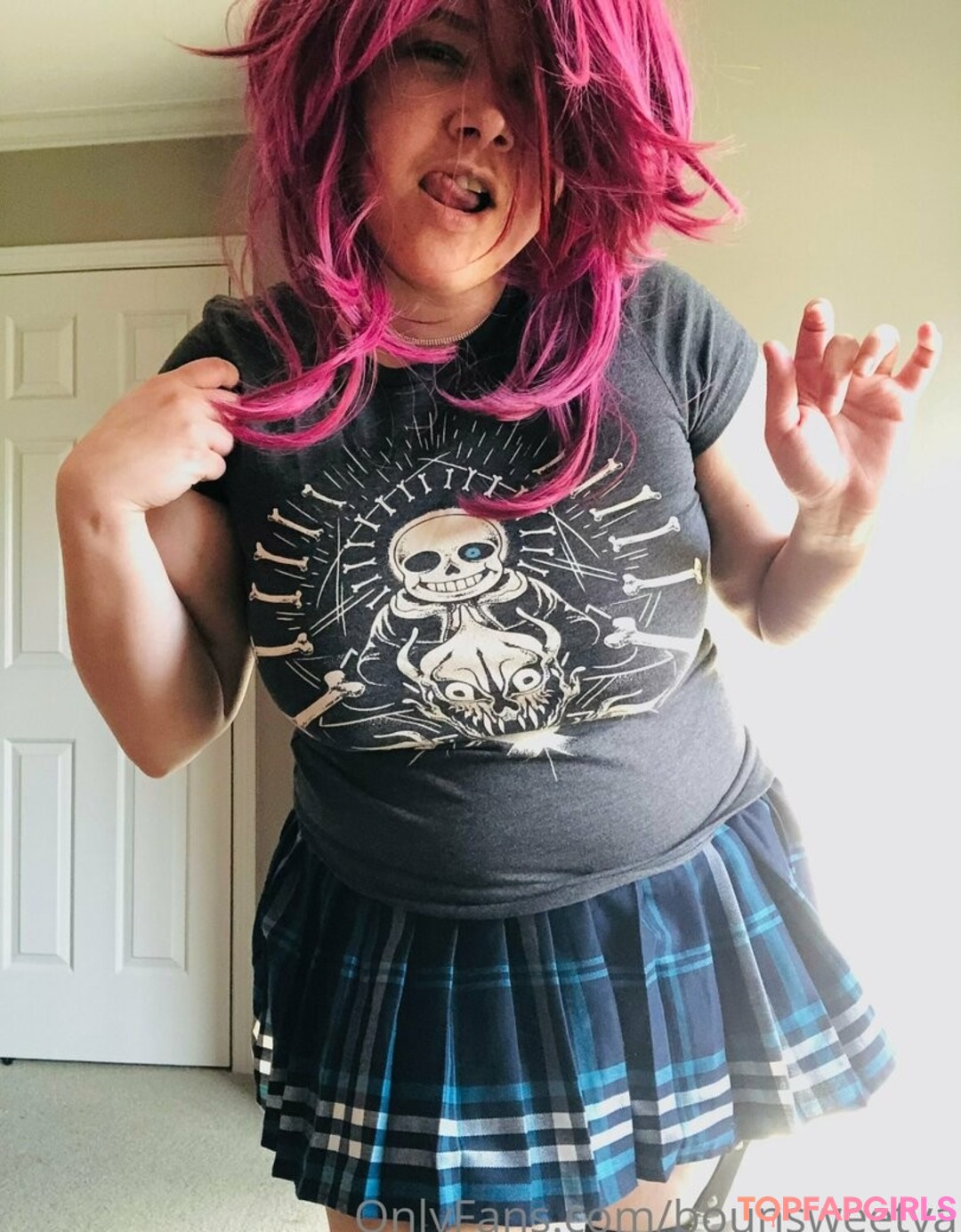 Foto desnuda filtrada de OnlyFans de Bounsweetva #94 Foto desnuda filtrada de OnlyFans de Bounsweetva #94