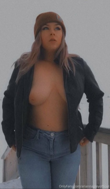 Nudes_plug