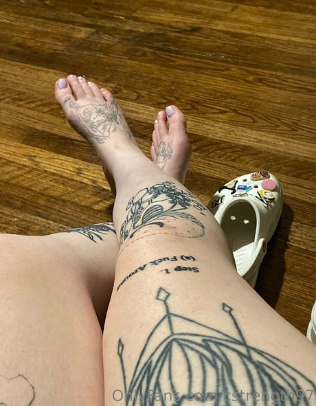 Foto desnuda filtrada de OnlyFans de Cstrength97
