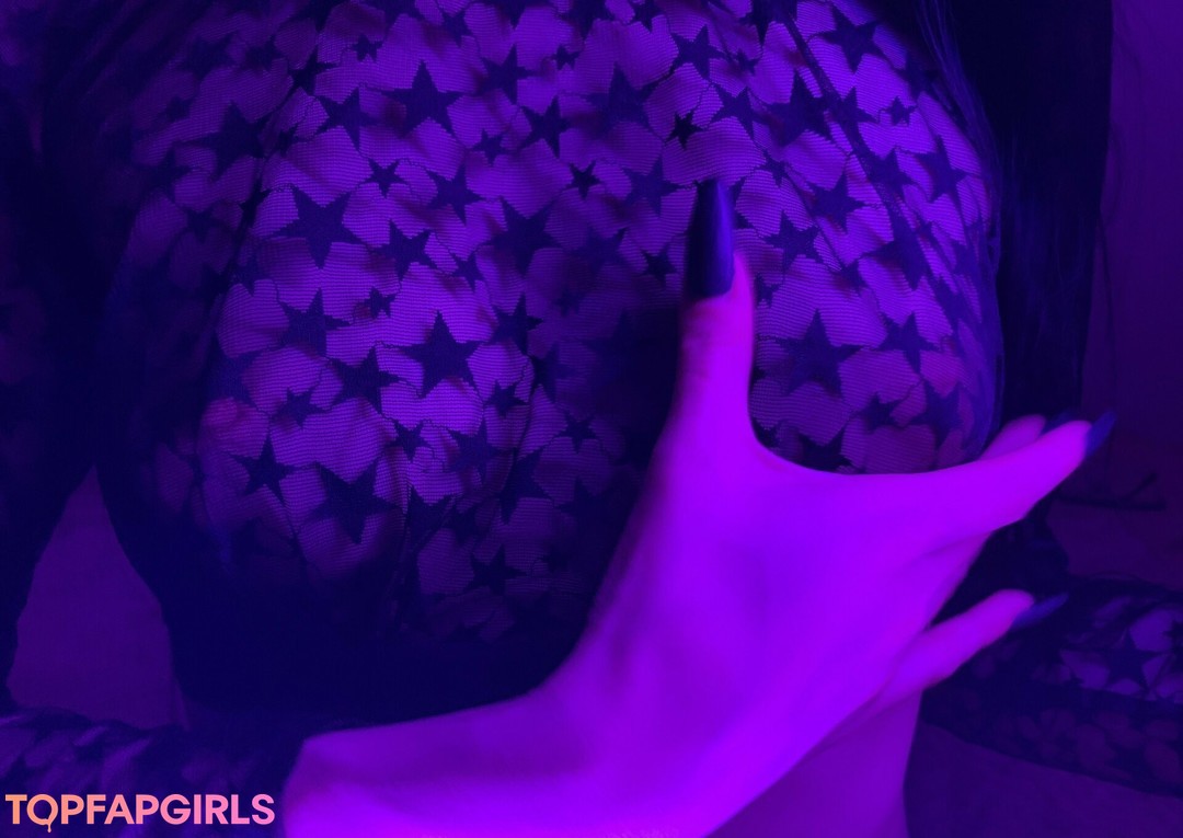 Foto desnuda filtrada de OnlyFans de Salemsienna #21 Foto desnuda filtrada de OnlyFans de Salemsienna #21