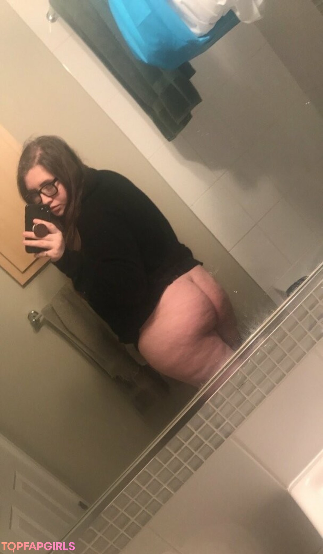 Foto desnuda filtrada de OnlyFans de Mellybeanz74 #4 Foto desnuda filtrada de OnlyFans de Mellybeanz74 #4