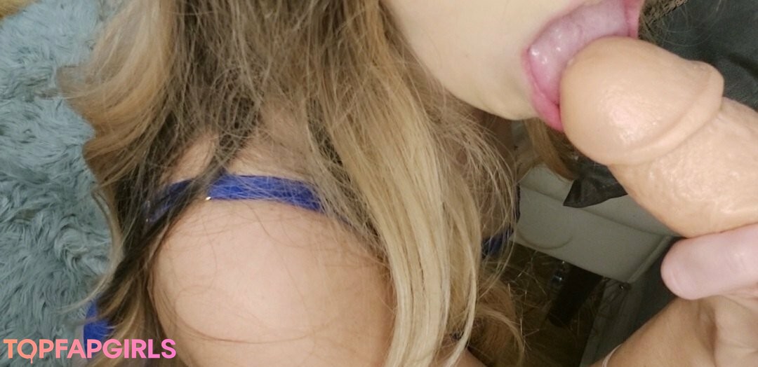 Foto desnuda filtrada de OnlyFans de Littlemisslouj #129 Foto desnuda filtrada de OnlyFans de Littlemisslouj #129