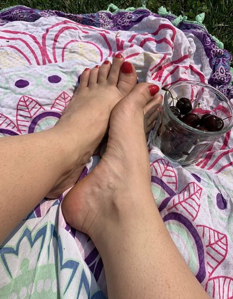 Foto desnuda filtrada de OnlyFans de Curvycamilafree